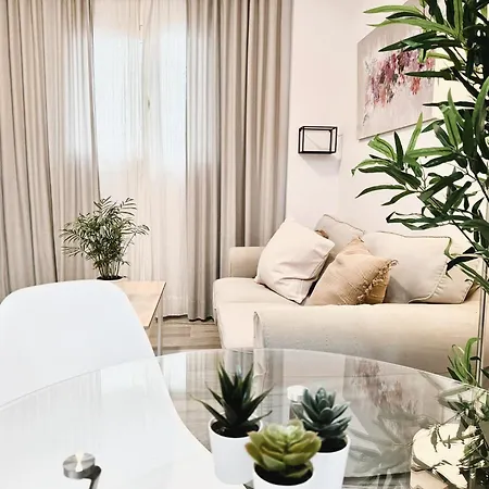 Cosy Apartment Close To City Center Seville Exterior photo